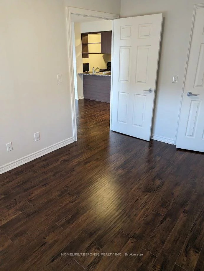 2379, Central Park, 1015 - RO River Oaks, Oakville