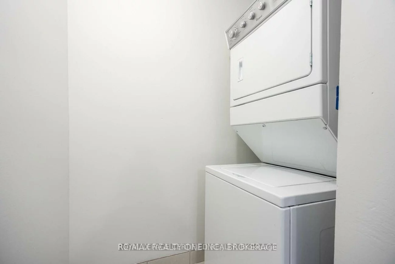 2486, Old Bronte, 1019 - WM Westmount, Oakville