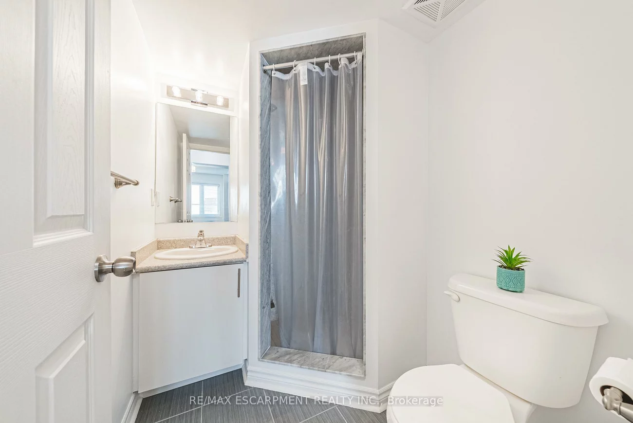 2420, Baronwood, 1019 - WM Westmount, Oakville