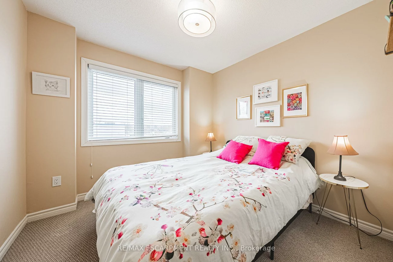 2420, Baronwood, 1019 - WM Westmount, Oakville