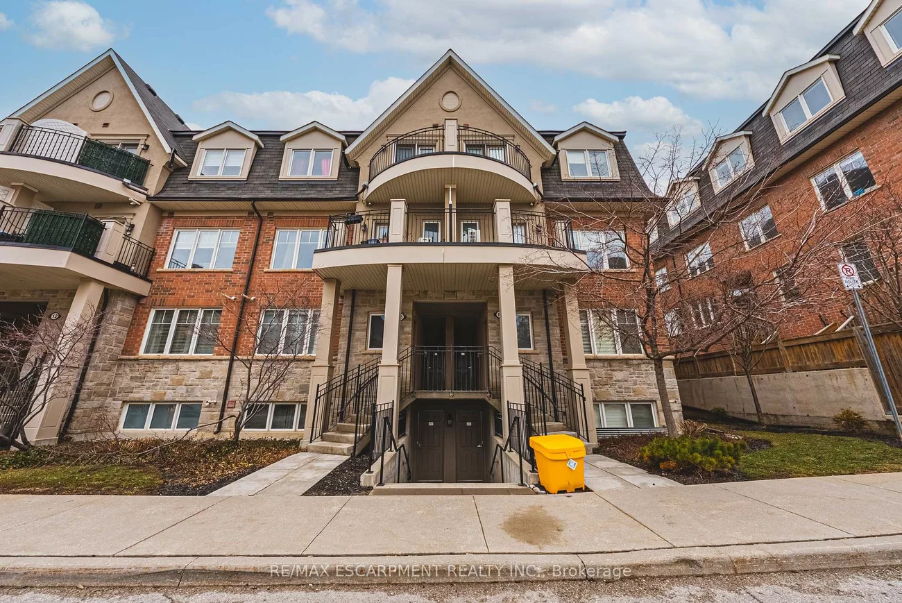 2420, Baronwood, 1019 - WM Westmount, Oakville