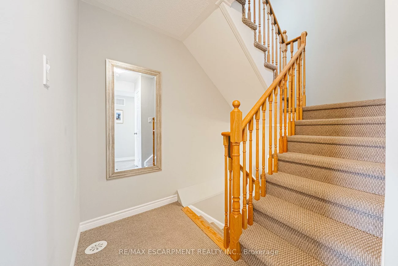 2420, Baronwood, 1019 - WM Westmount, Oakville