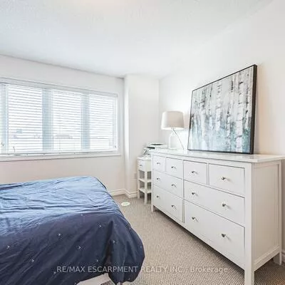 2420, Baronwood, 1019 - WM Westmount, Oakville