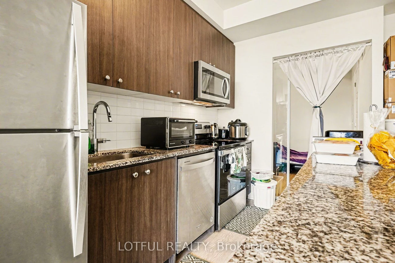 1415, Dundas, 1010 - JM Joshua Meadows, Oakville