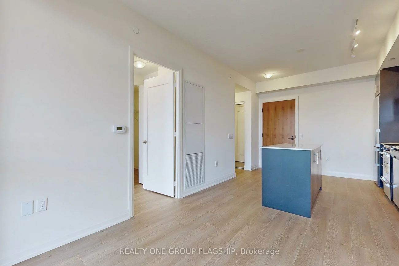 509, Dundas, 1010 - JM Joshua Meadows, Oakville