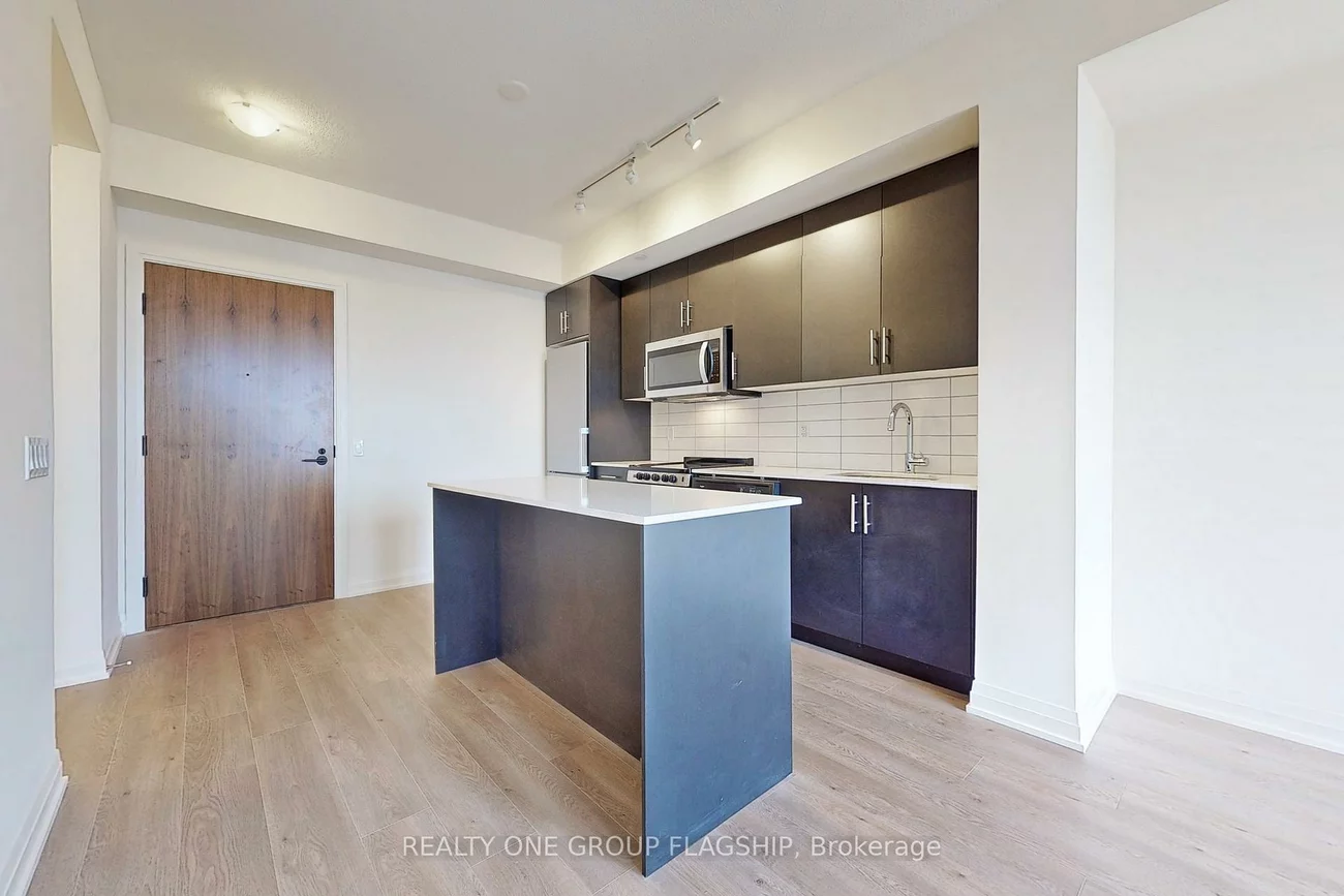 509, Dundas, 1010 - JM Joshua Meadows, Oakville