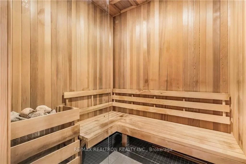 297, Oak Walk, 1015 - RO River Oaks, Oakville