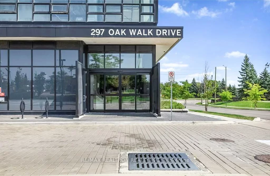 297, Oak Walk, 1015 - RO River Oaks, Oakville