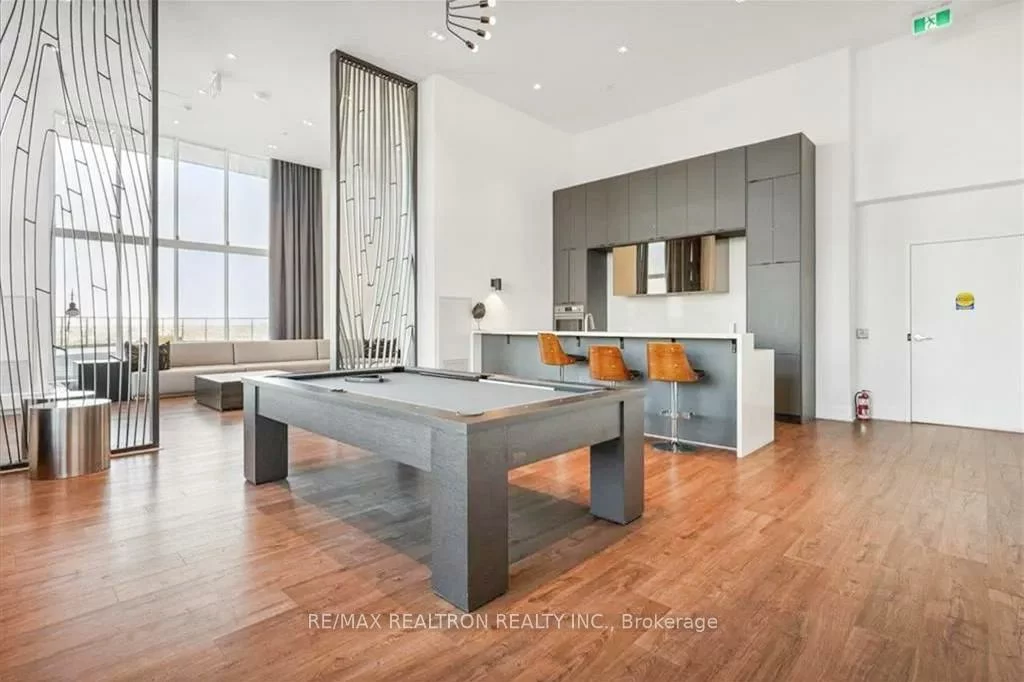 297, Oak Walk, 1015 - RO River Oaks, Oakville