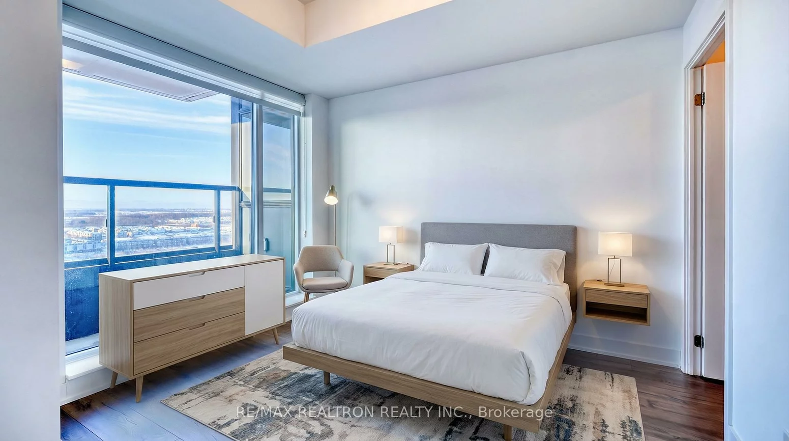 297, Oak Walk, 1015 - RO River Oaks, Oakville