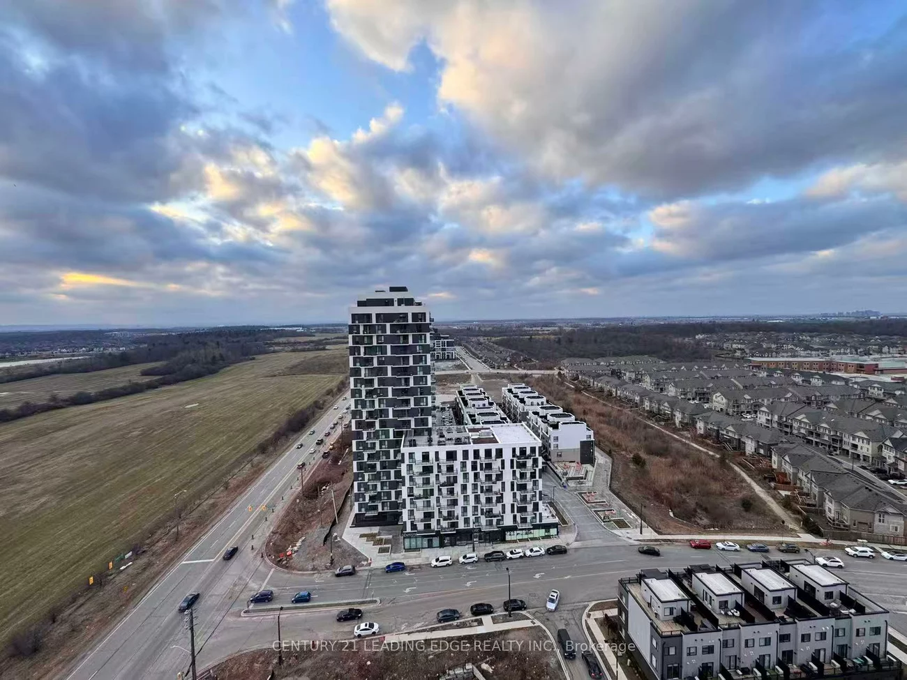 3079, Trafalgar, 1010 - JM Joshua Meadows, Oakville