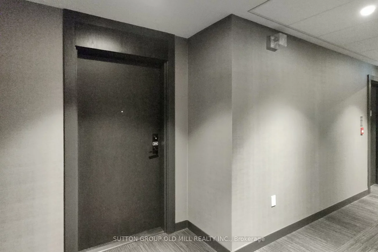 210, Sabina, 1008 - GO Glenorchy, Oakville