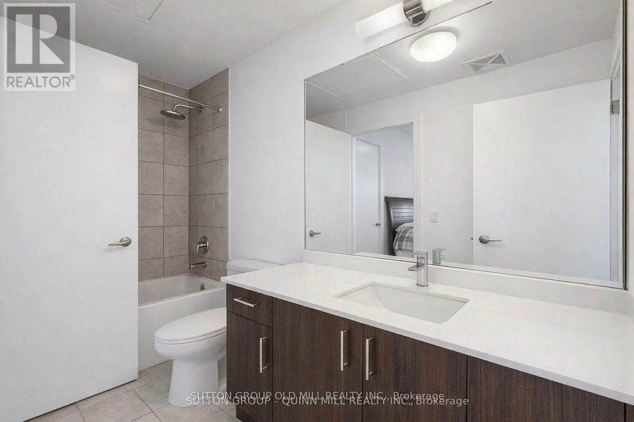 210, Sabina, 1008 - GO Glenorchy, Oakville