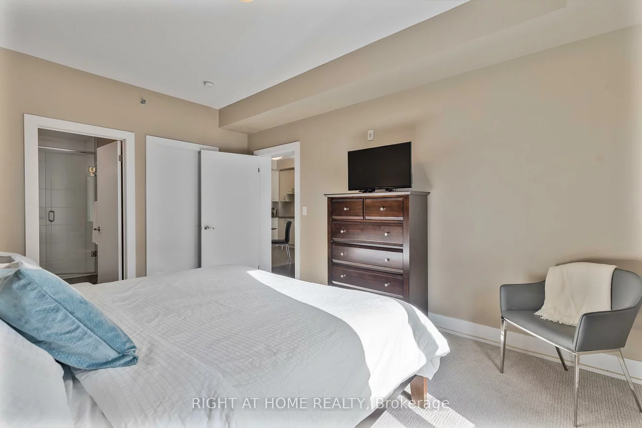 2486, Old Bronte, 1019 - WM Westmount, Oakville