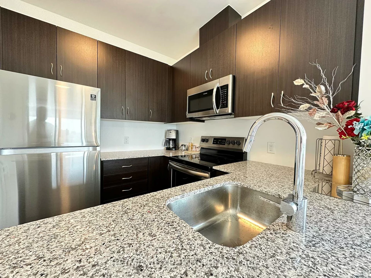95, Dundas, 1008 - GO Glenorchy, Oakville