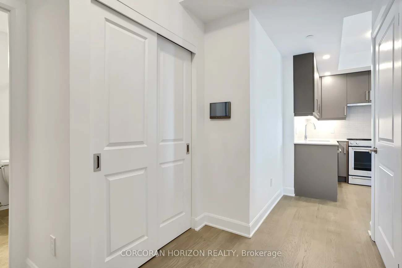 3240, William Coltson, 1010 - JM Joshua Meadows, Oakville