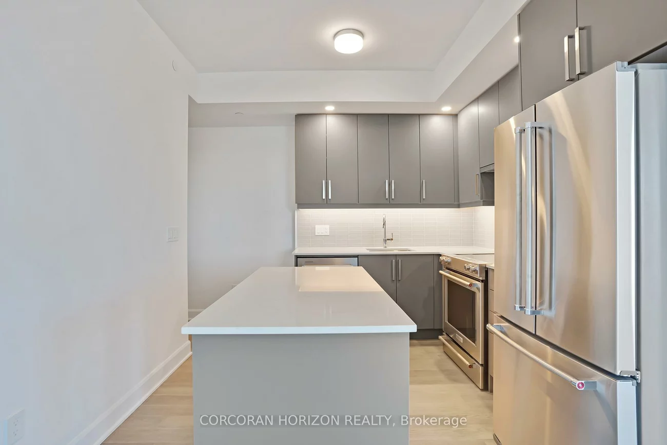 3240, William Coltson, 1010 - JM Joshua Meadows, Oakville
