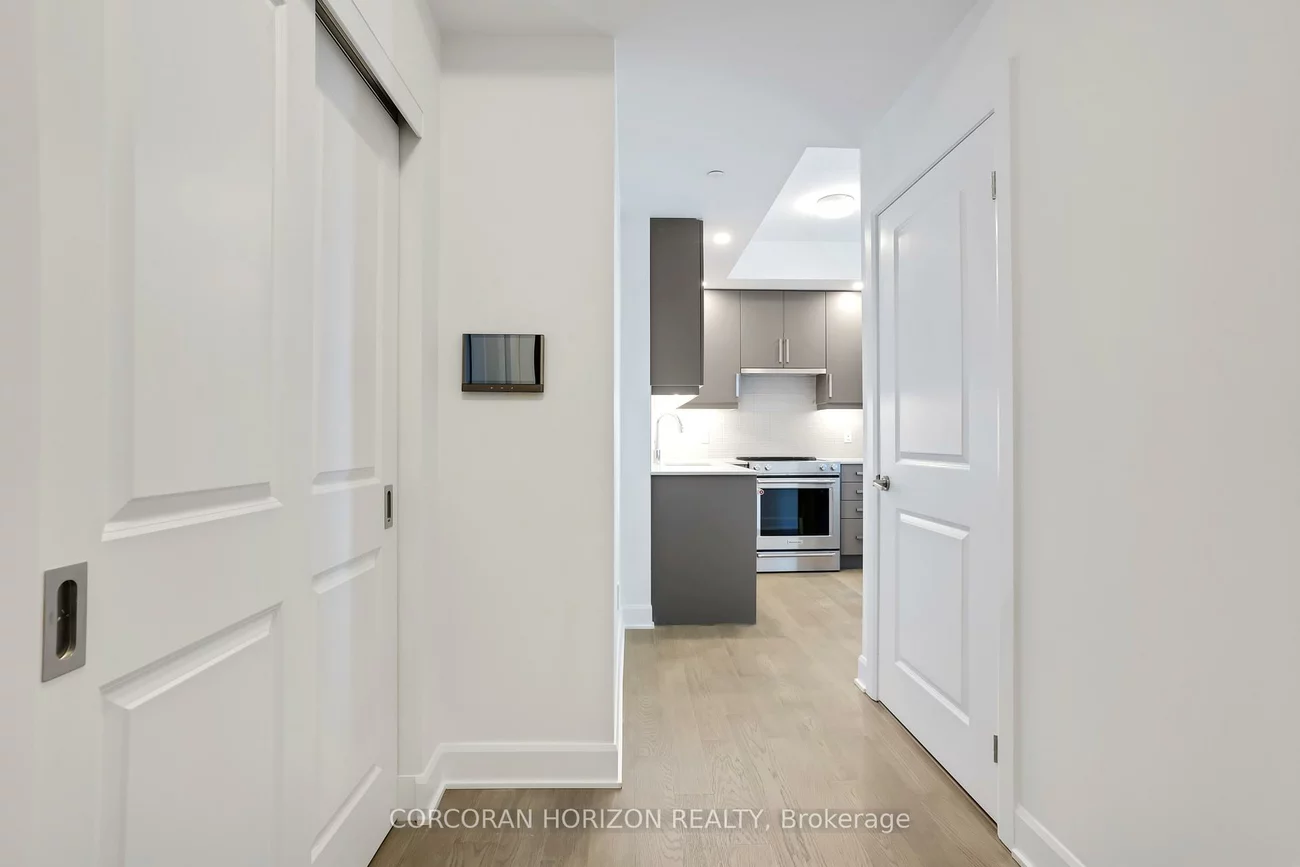 3240, William Coltson, 1010 - JM Joshua Meadows, Oakville