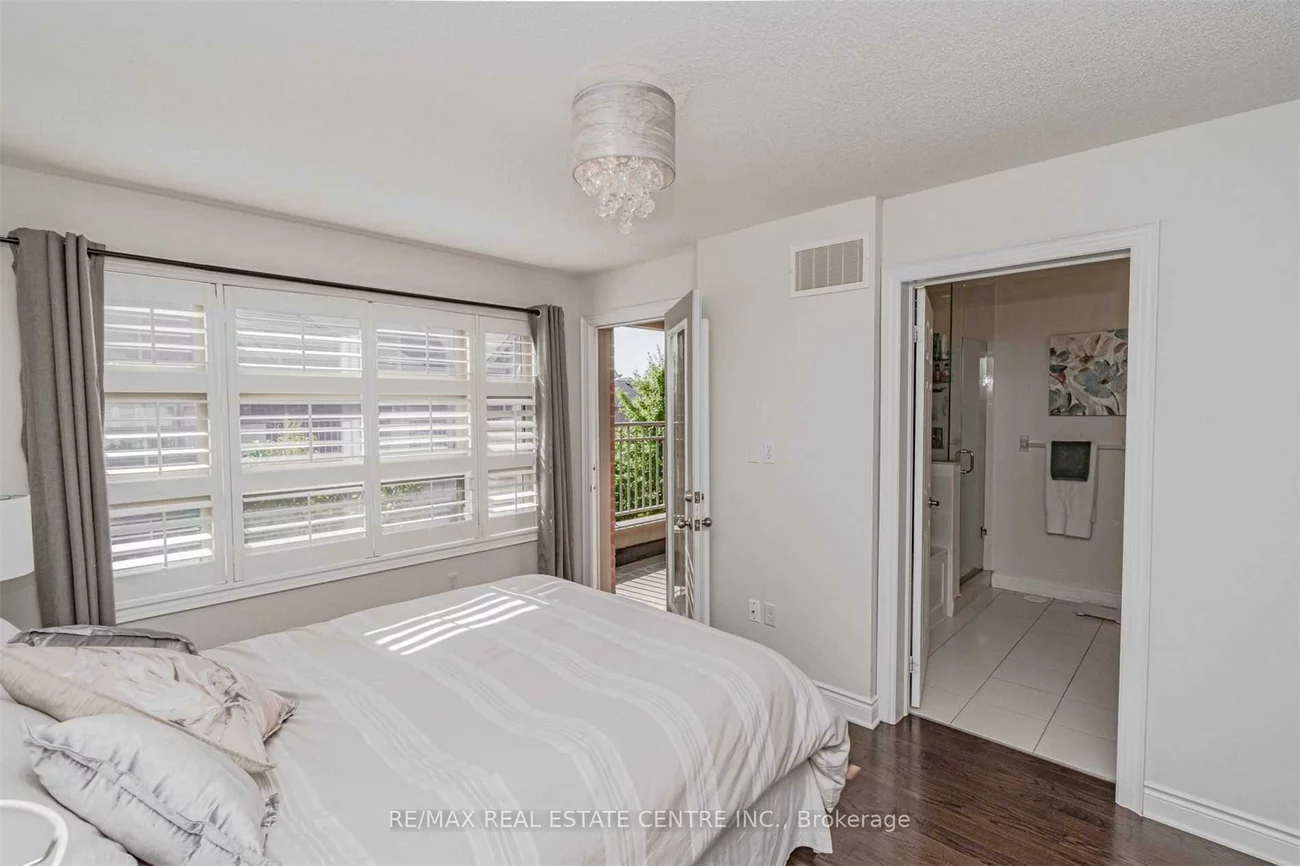 2460, Prince Michael, 1009 - JC Joshua Creek, Oakville