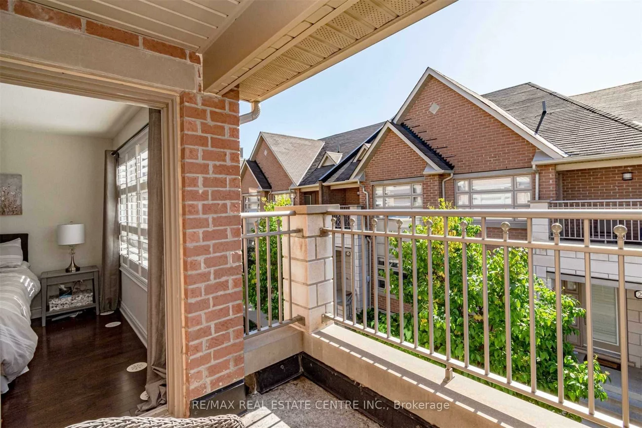 2460, Prince Michael, 1009 - JC Joshua Creek, Oakville