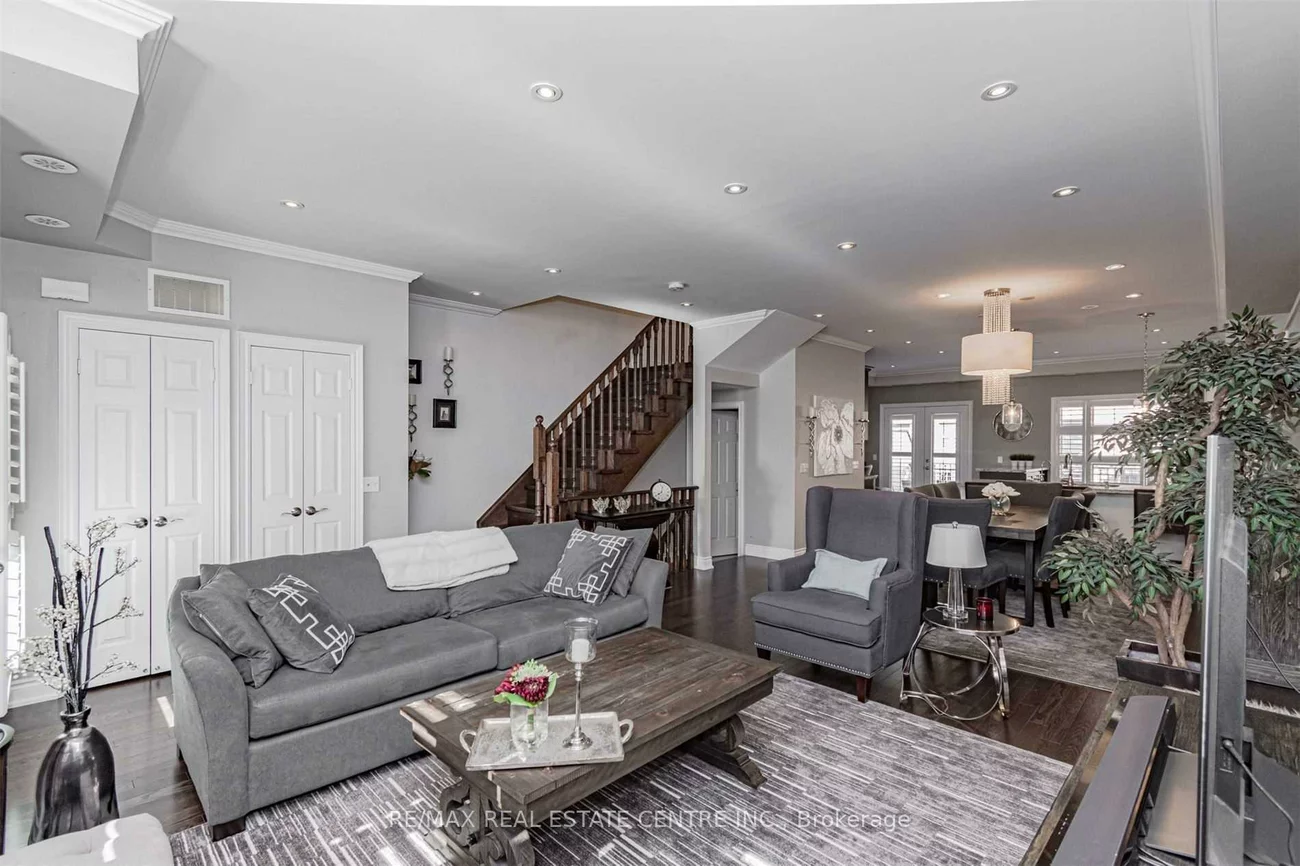 2460, Prince Michael, 1009 - JC Joshua Creek, Oakville