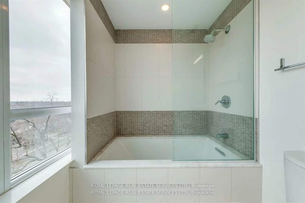 3500, Lakeshore, 1001 - BR Bronte, Oakville