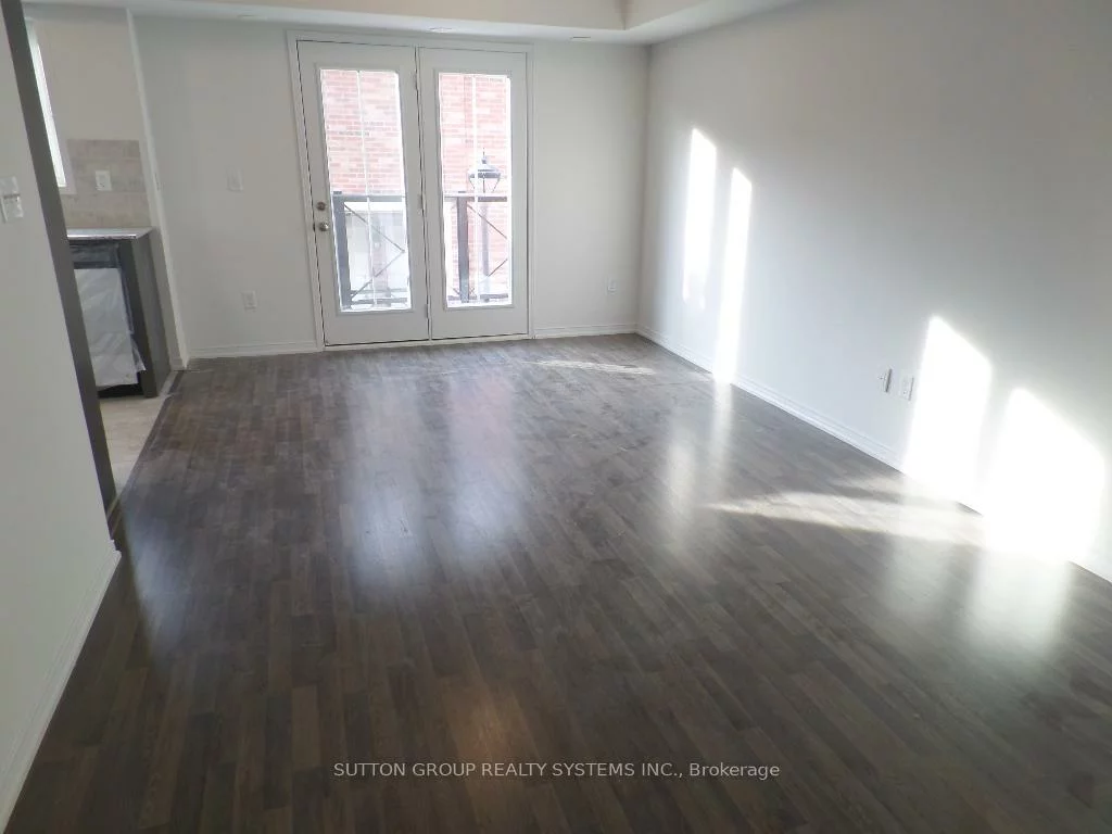 2472, Post, 1015 - RO River Oaks, Oakville