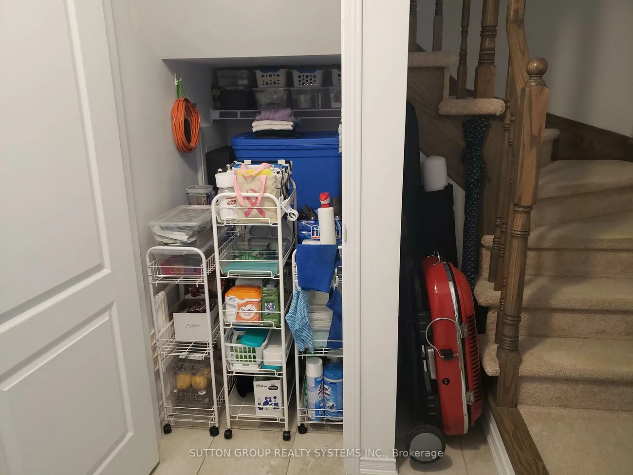 2472, Post, 1015 - RO River Oaks, Oakville