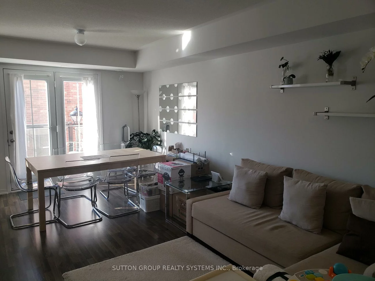 2472, Post, 1015 - RO River Oaks, Oakville