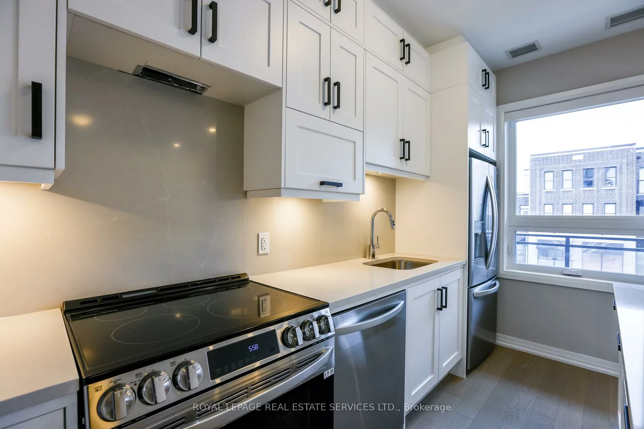 3285, CARDING MILL, 1008 - GO Glenorchy, Oakville