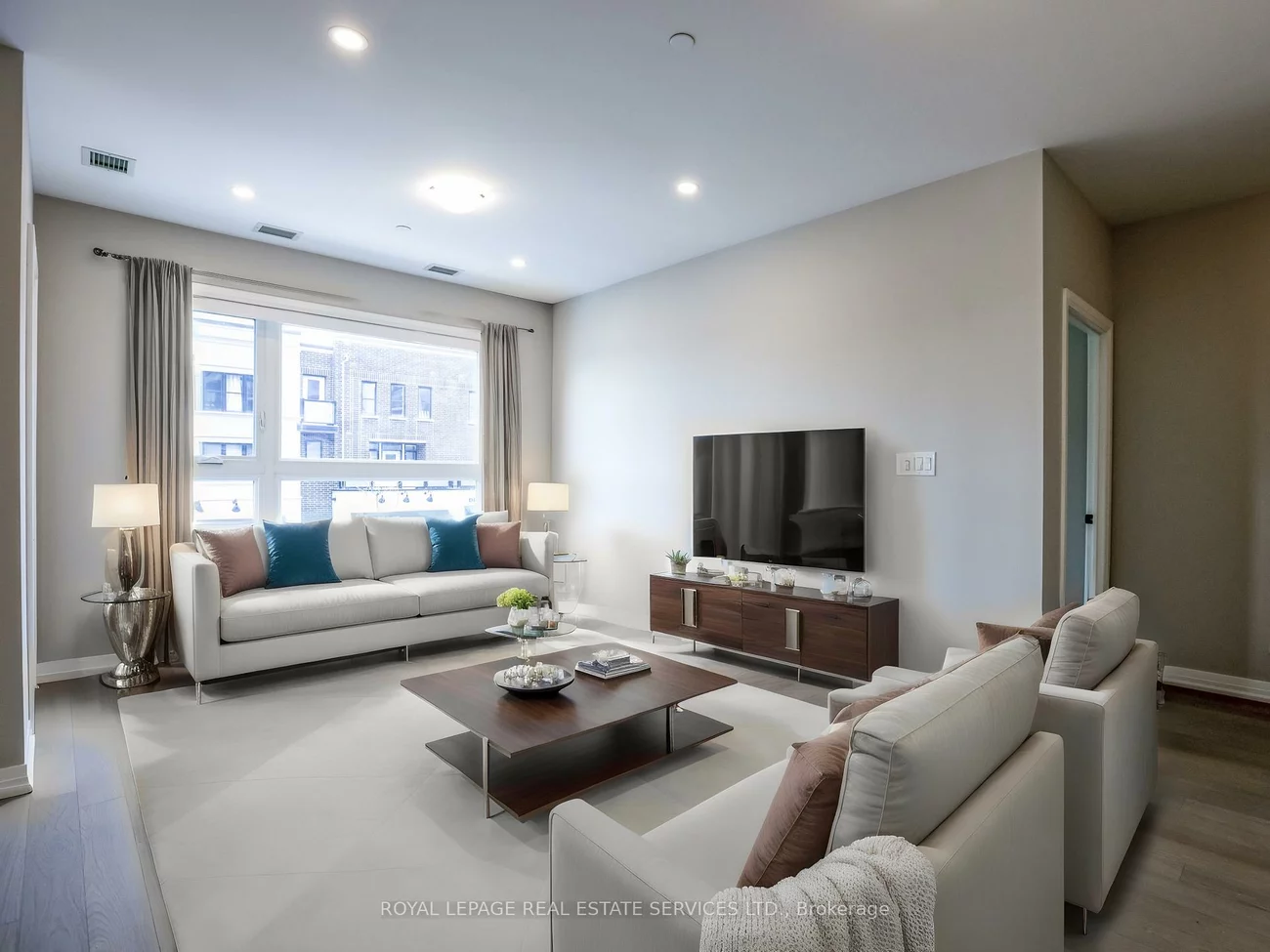 3285, CARDING MILL, 1008 - GO Glenorchy, Oakville