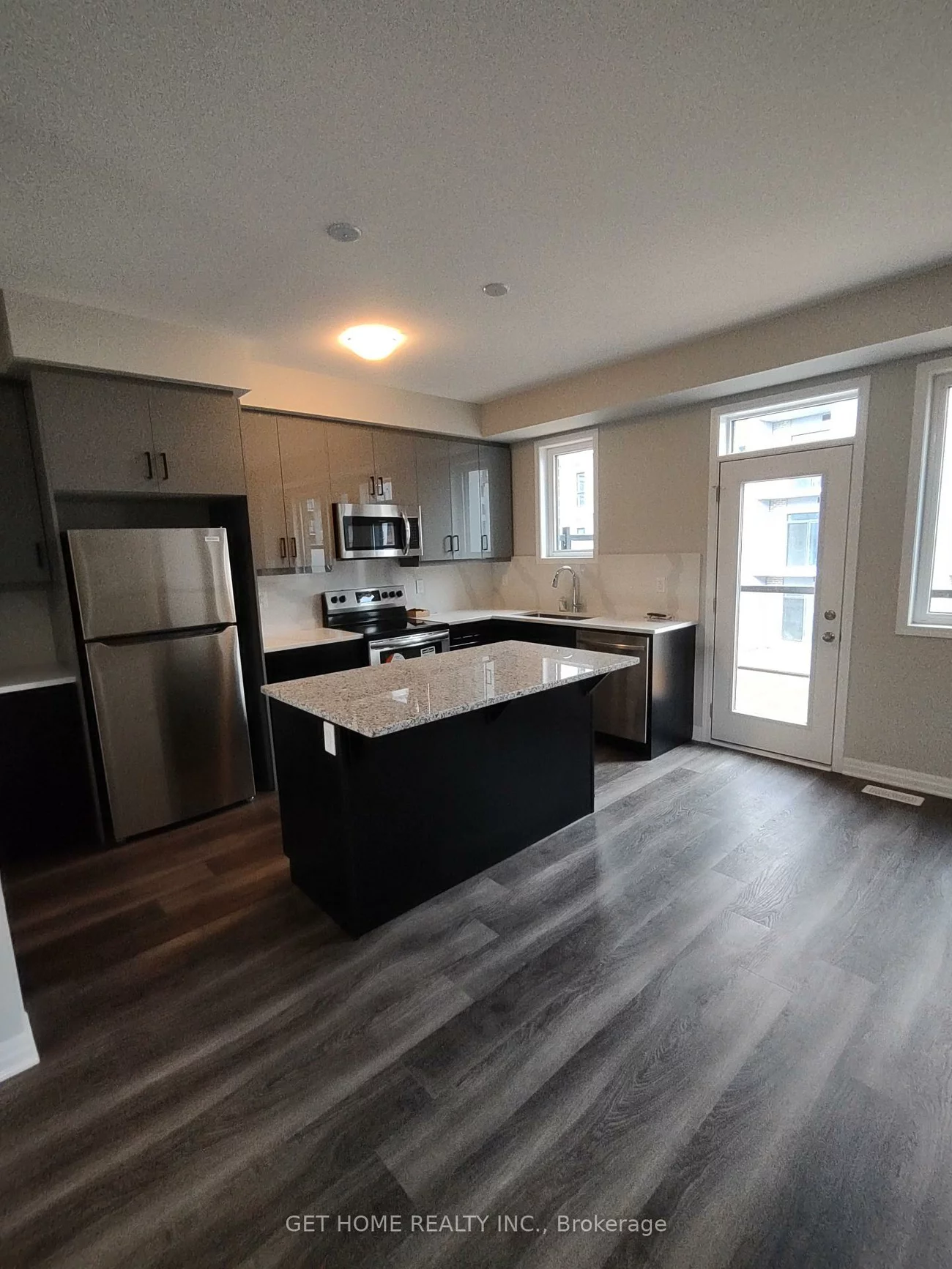 62, Kaitting, 1008 - GO Glenorchy, Oakville