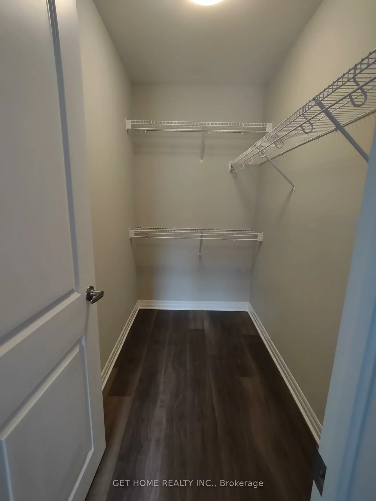 62, Kaitting, 1008 - GO Glenorchy, Oakville