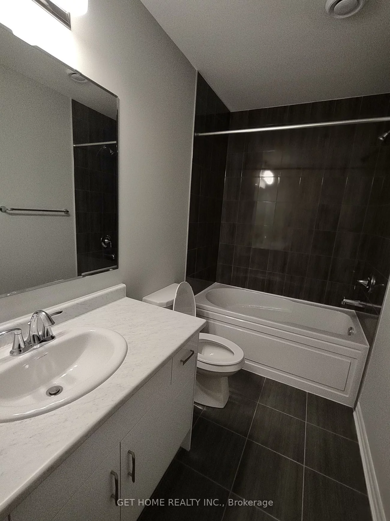 62, Kaitting, 1008 - GO Glenorchy, Oakville