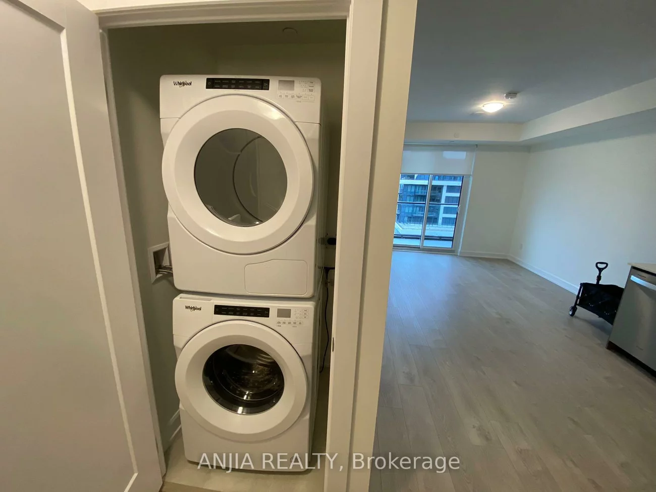 3220, William Coltson, 1010 - JM Joshua Meadows, Oakville