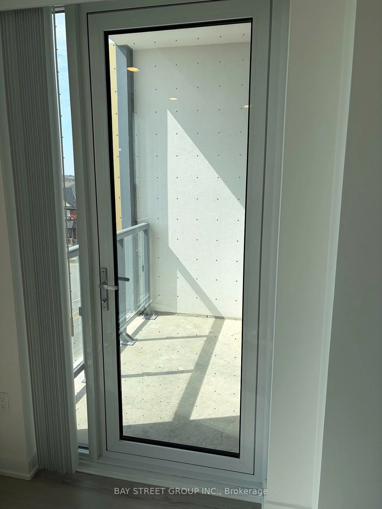 1005, DUNDAS, 1010 - JM Joshua Meadows, Oakville