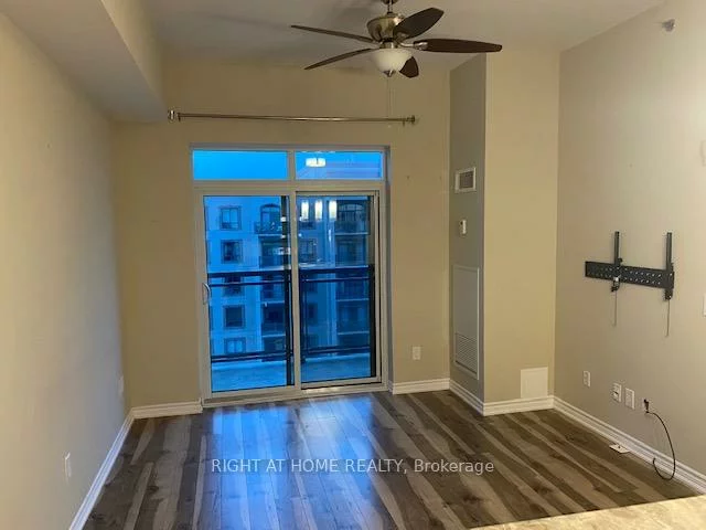 2490, Old Bronte, 1019 - WM Westmount, Oakville