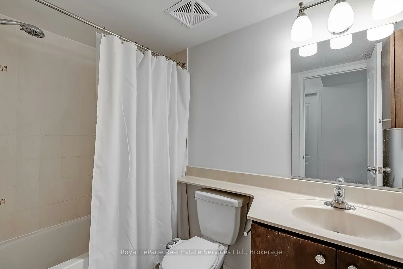 2480, Post, 1015 - RO River Oaks, Oakville