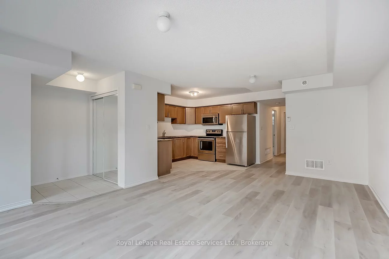 2480, Post, 1015 - RO River Oaks, Oakville