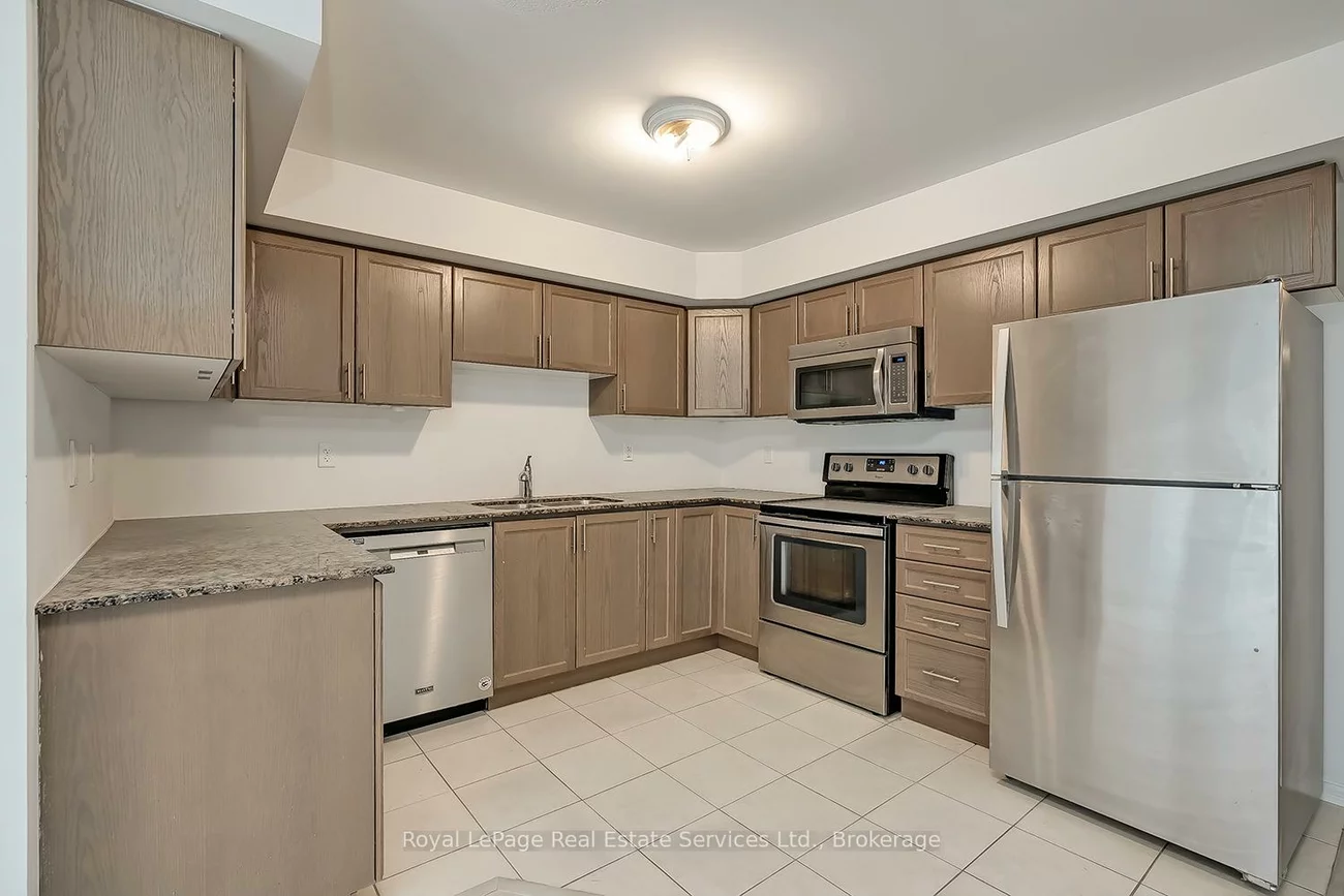 2480, Post, 1015 - RO River Oaks, Oakville