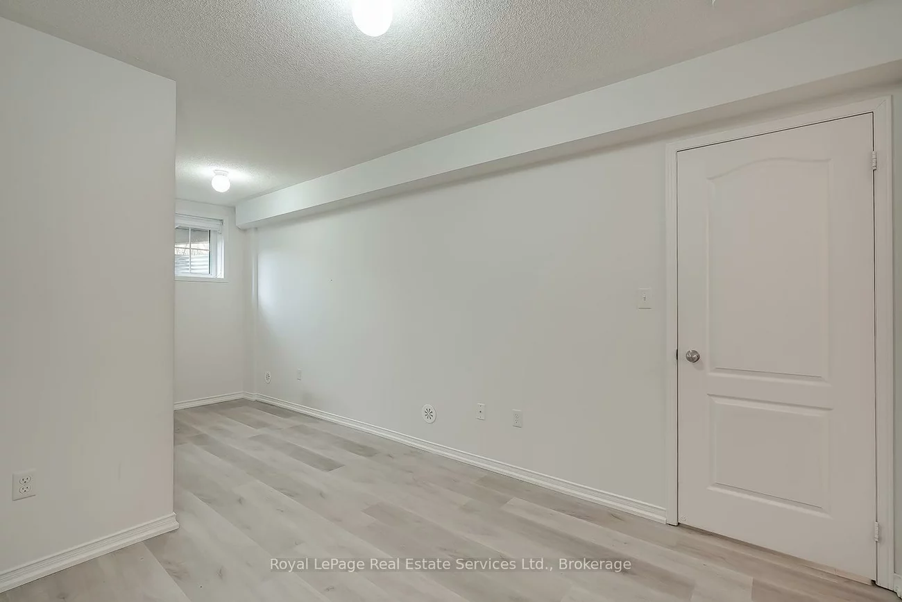 2480, Post, 1015 - RO River Oaks, Oakville