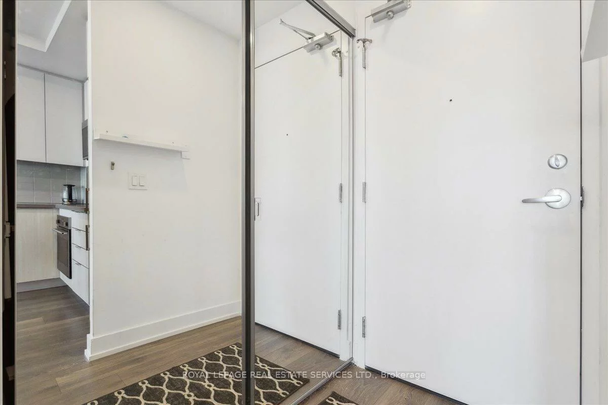 297, Oak Walk, 1015 - RO River Oaks, Oakville