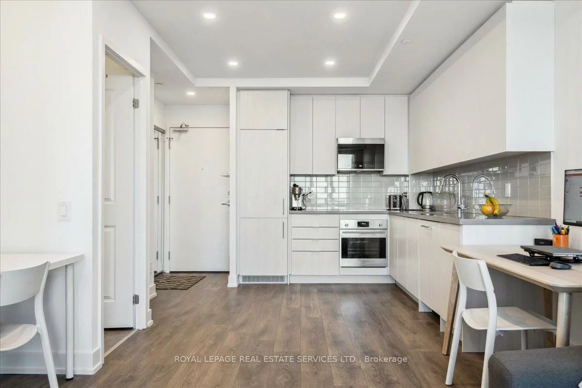 297, Oak Walk, 1015 - RO River Oaks, Oakville