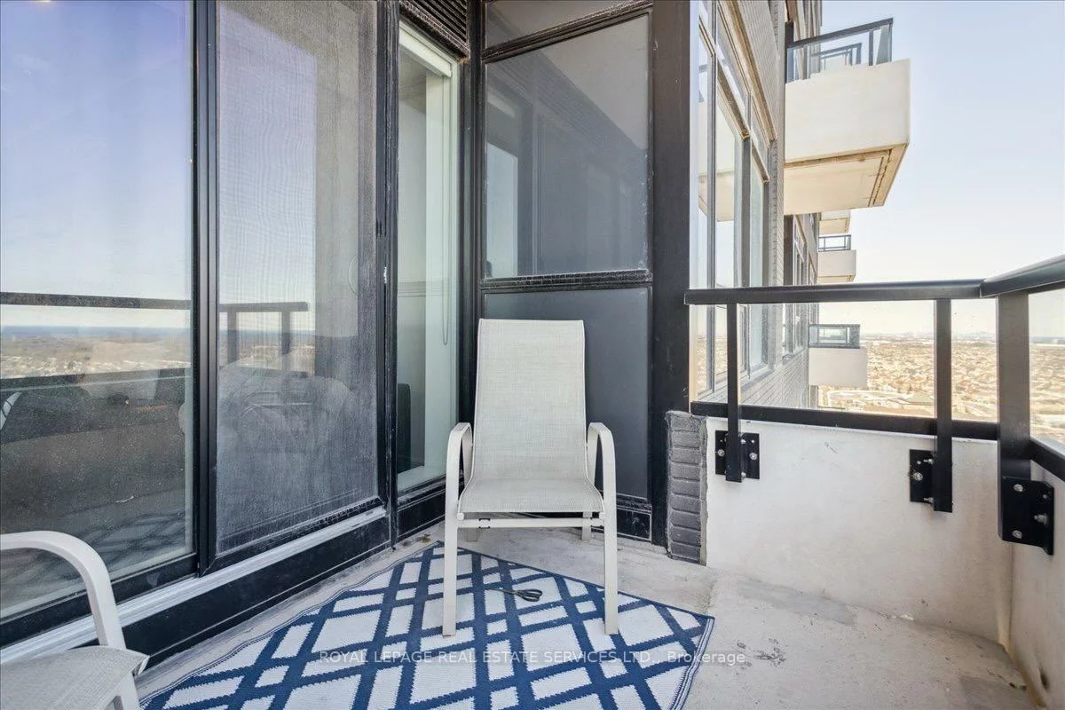 297, Oak Walk, 1015 - RO River Oaks, Oakville