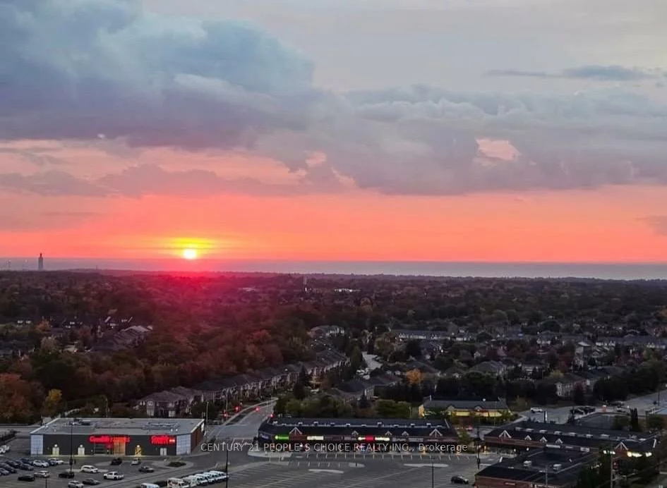 297, Oak Walk, 1015 - RO River Oaks, Oakville