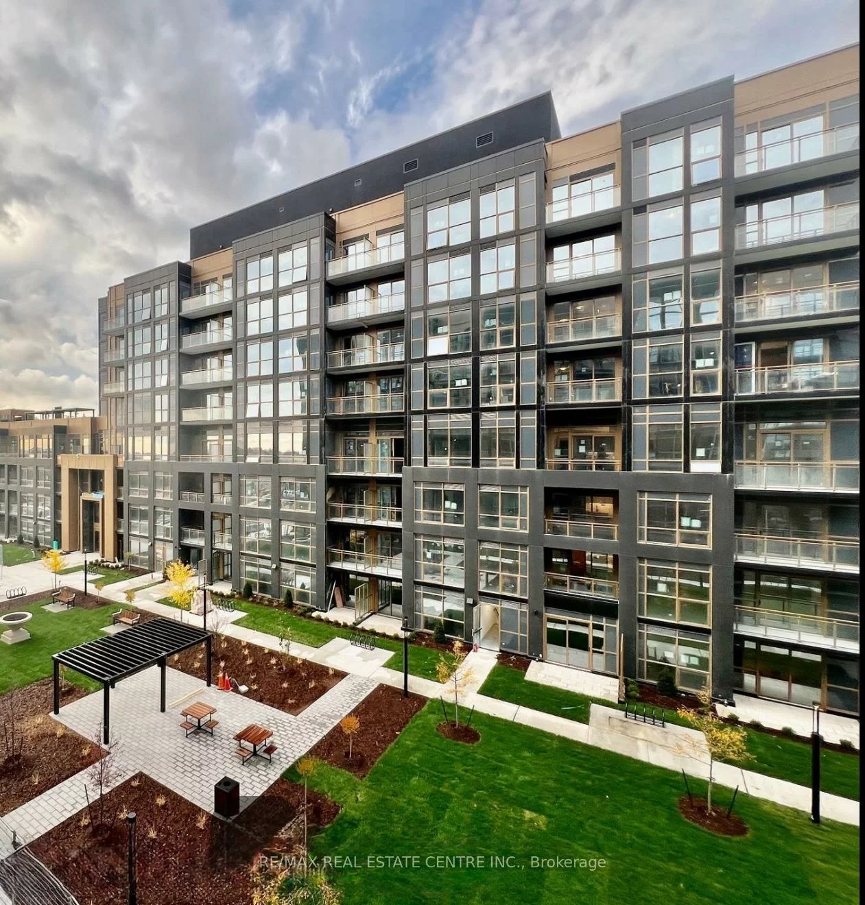 2333, Khalsa, 1019 - WM Westmount, Oakville