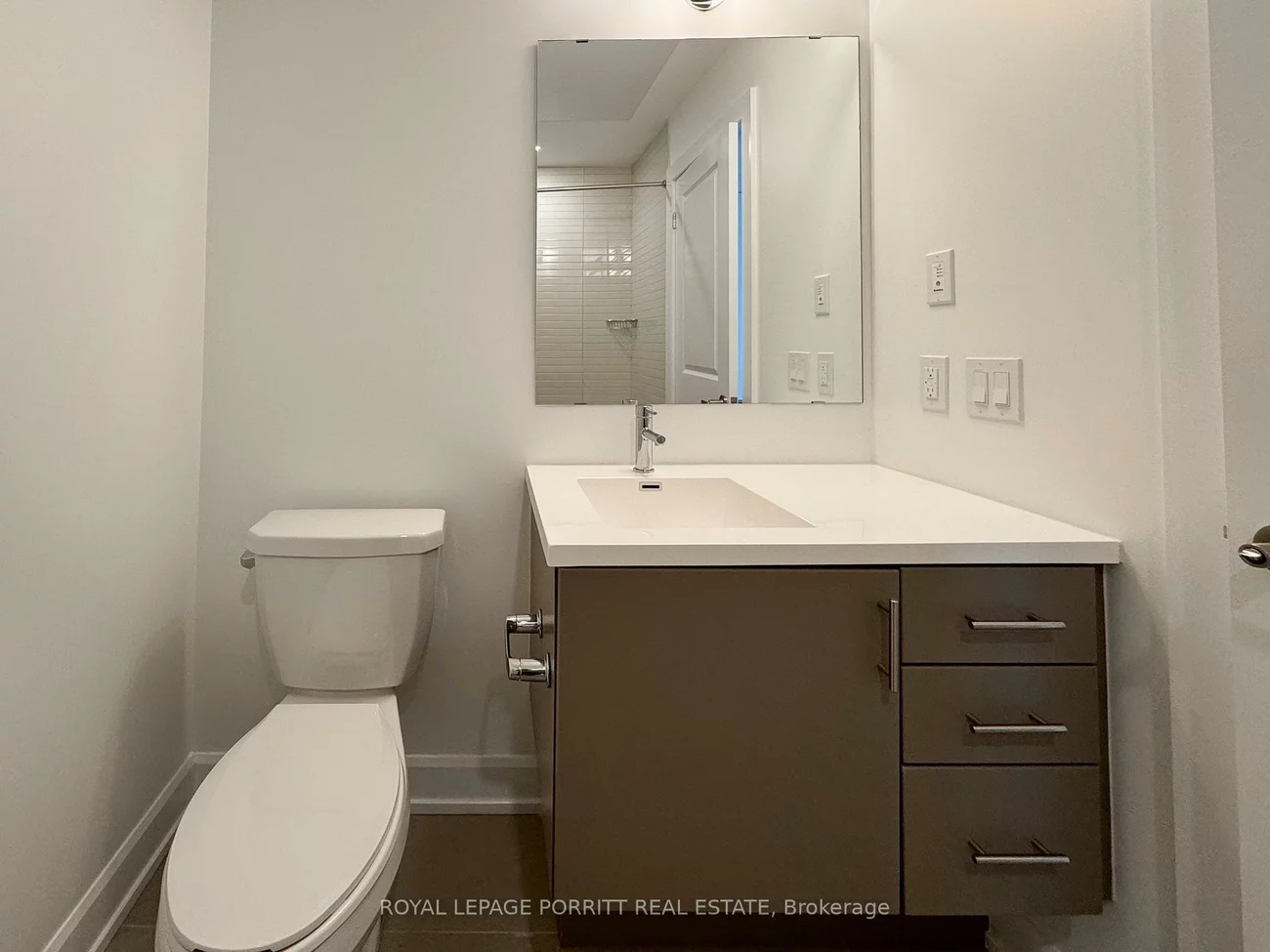 3220, William Coltson, 1010 - JM Joshua Meadows, Oakville