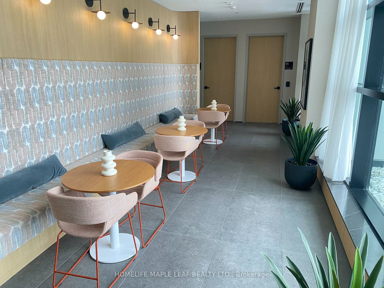 395, Dundas, 1008 - GO Glenorchy, Oakville