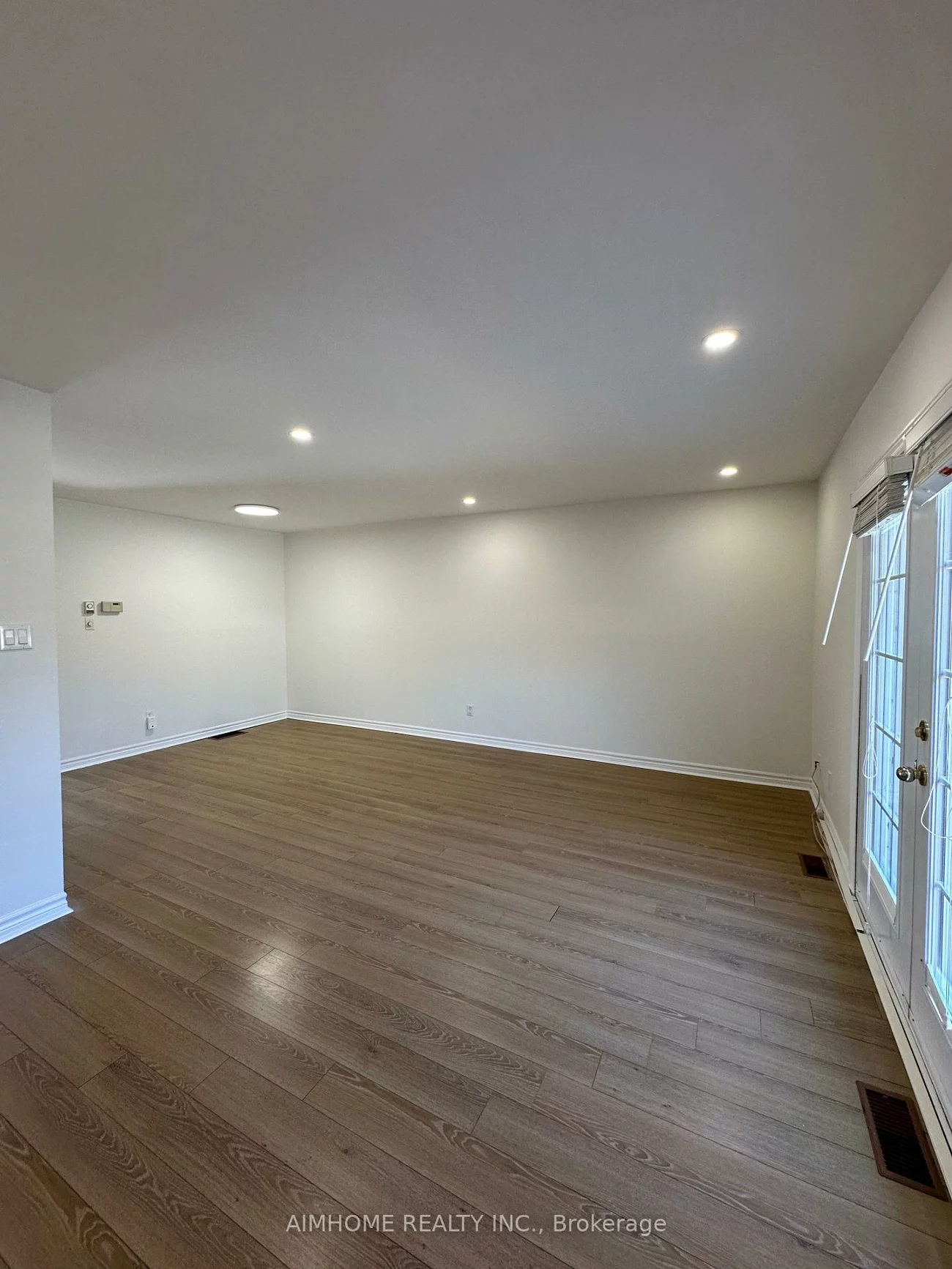 2101, Marine, 1001 - BR Bronte, Oakville