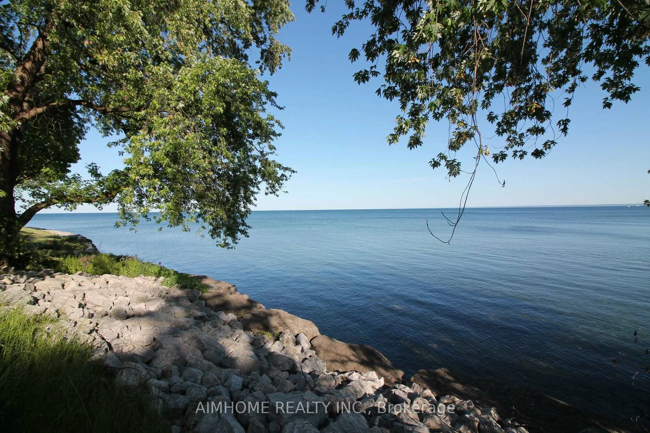 2101, Marine, 1001 - BR Bronte, Oakville